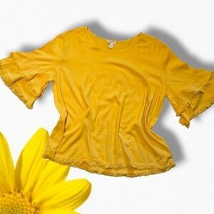 Liinen/ Rayon Boho Top w fringed bottom and sleeves